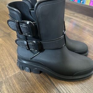 Melissa “Bang” Boots